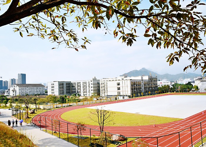 高中部新運動場啟用 首屆田運會即將拉開序幕